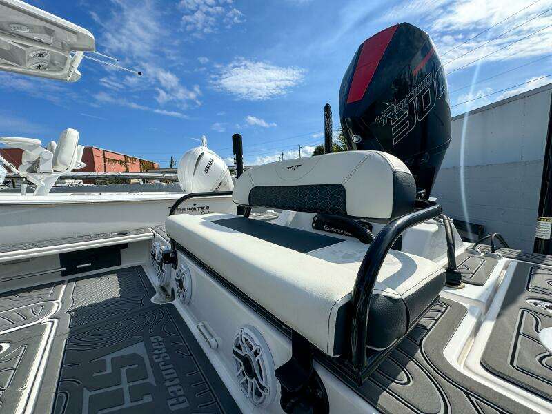 23ft Tidewater Yacht For Sale