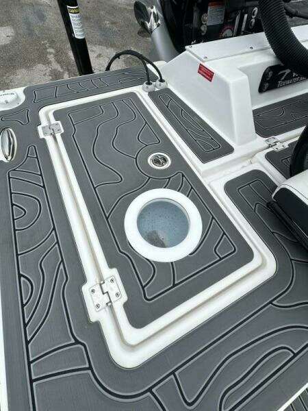 23ft Tidewater Yacht For Sale