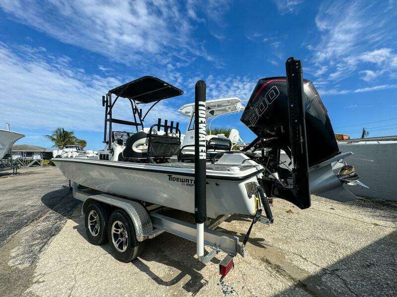 23ft Tidewater Yacht For Sale