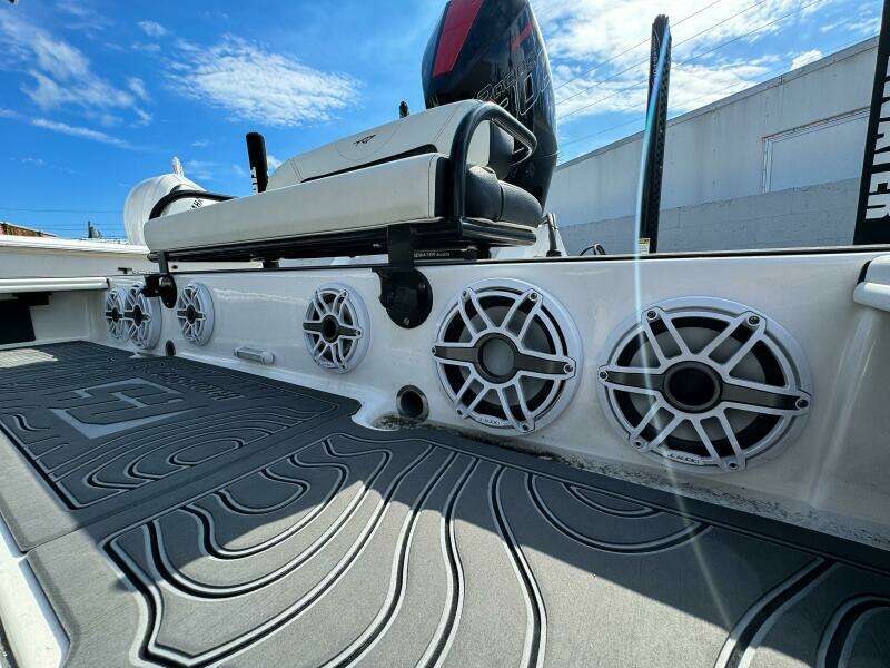 23ft Tidewater Yacht For Sale