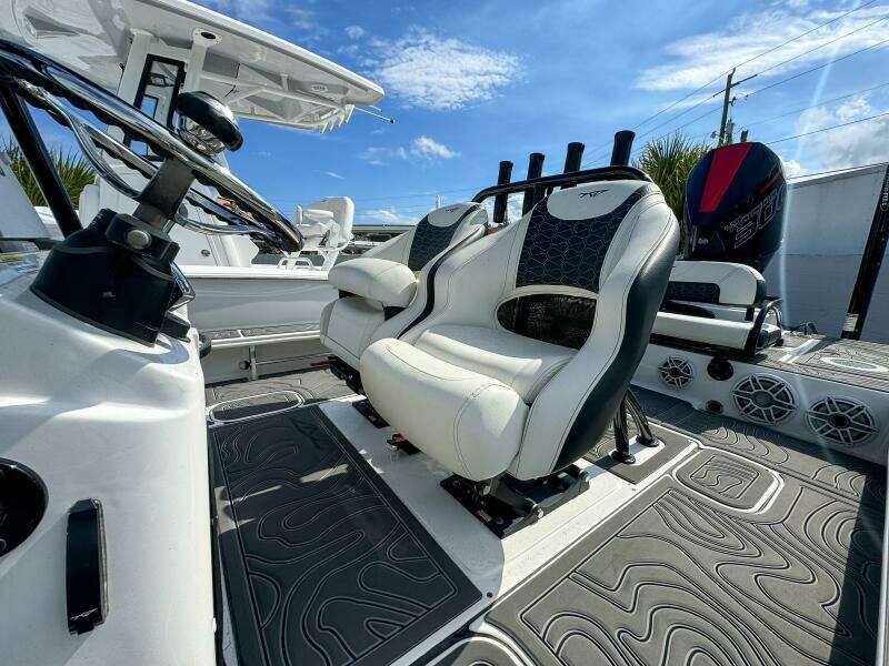 23ft Tidewater Yacht For Sale