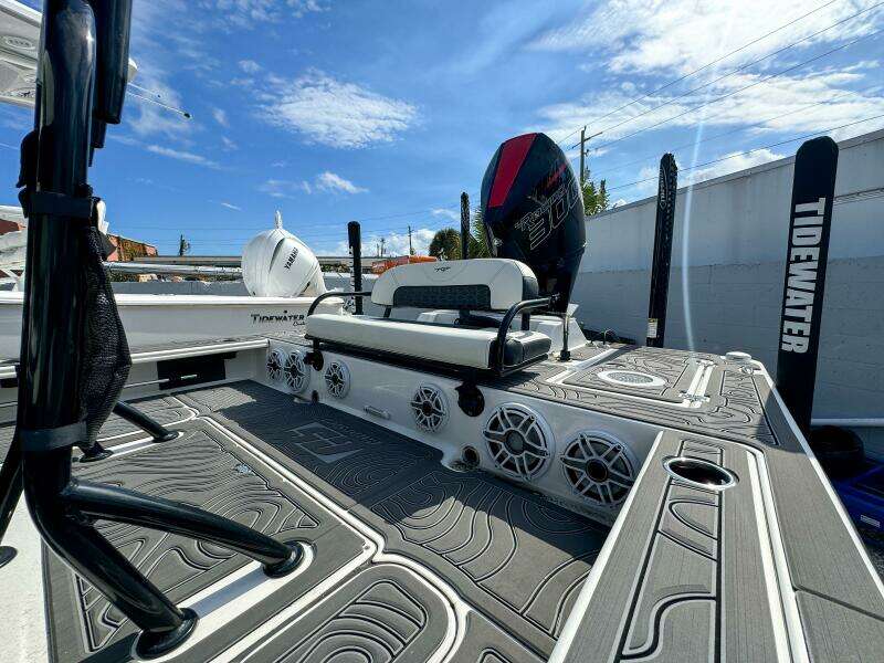 23ft Tidewater Yacht For Sale