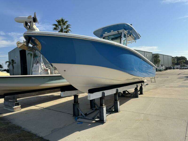 27ft Everglades Yacht For Sale