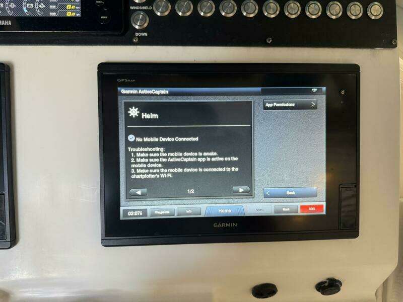 27ft Everglades Yacht For Sale