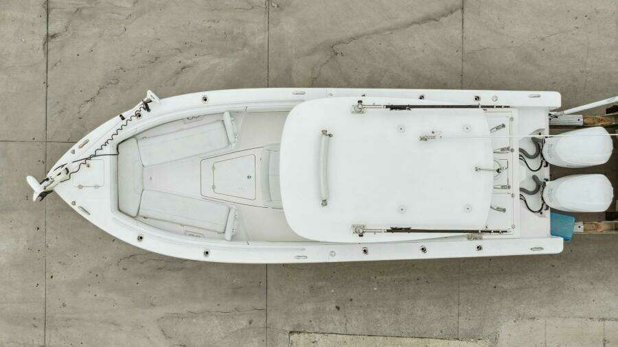 27ft Everglades Yacht For Sale