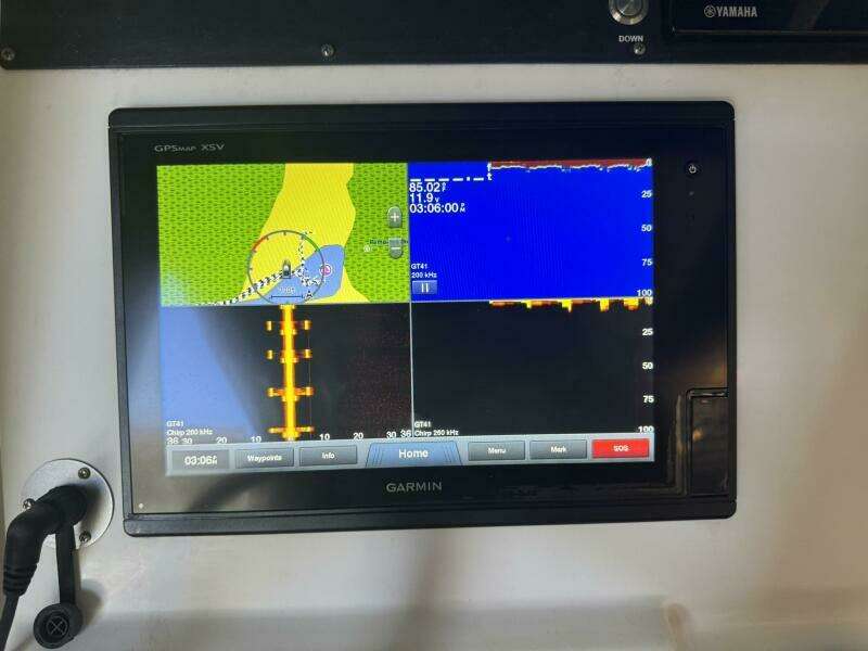 27ft Everglades Yacht For Sale