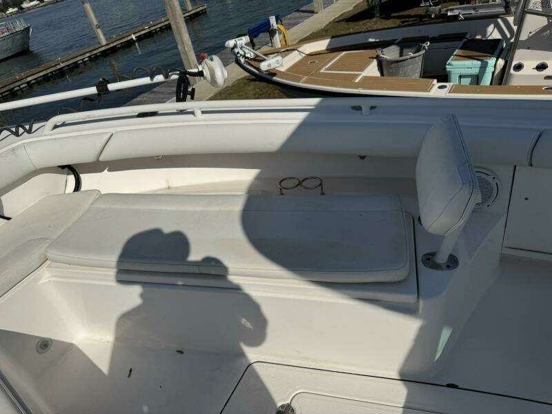 27ft Everglades Yacht For Sale