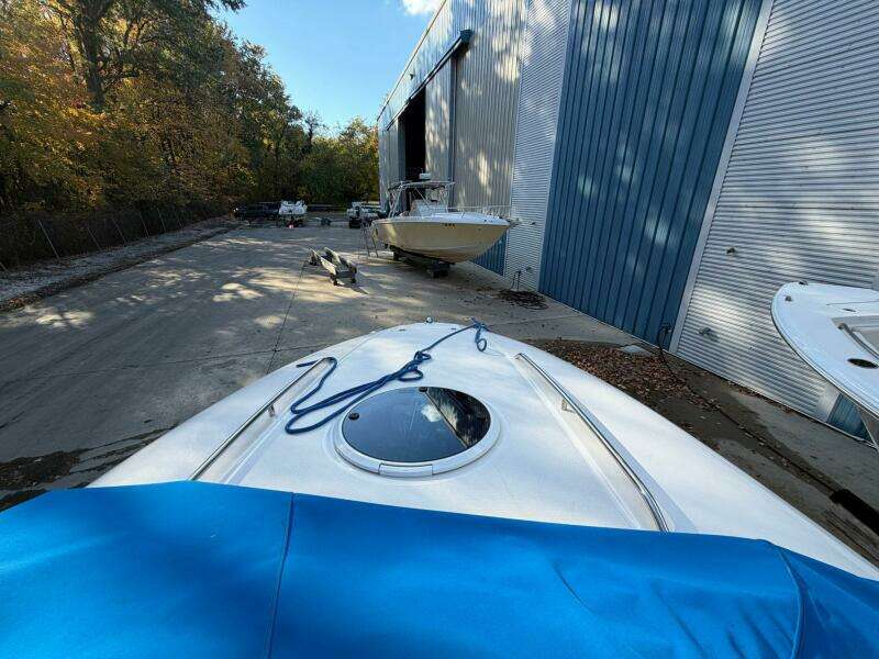 24ft Regal Yacht For Sale