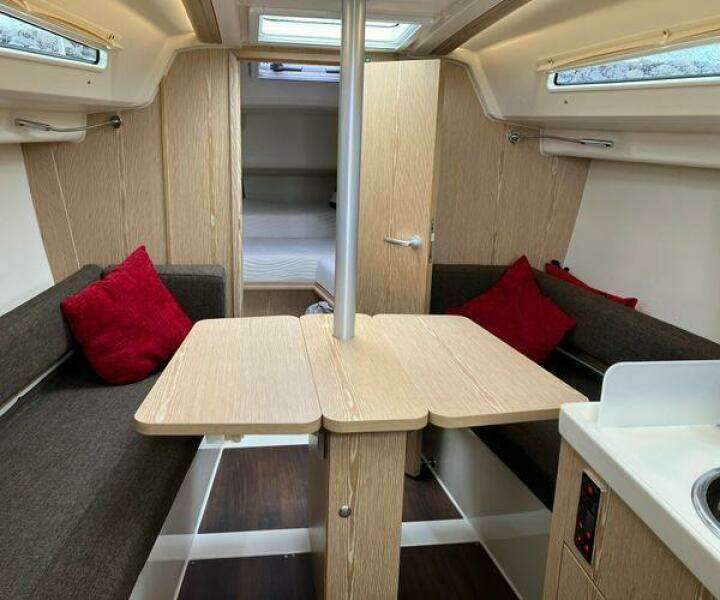 Stormy Temper 31ft Hanse Yacht For Sale