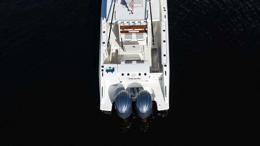28ft Pursuit Yacht For Sale