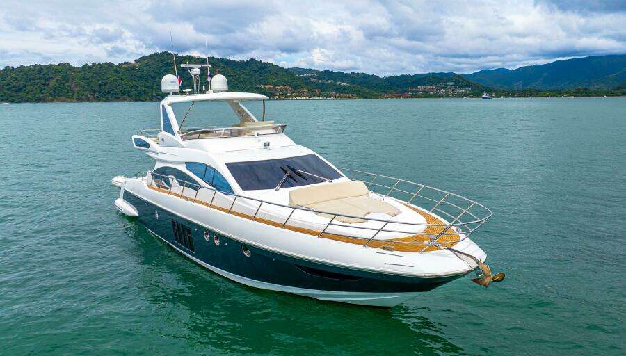 2014 Azimut 64 