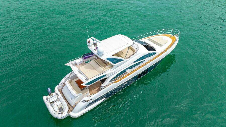 2014 Azimut 64 