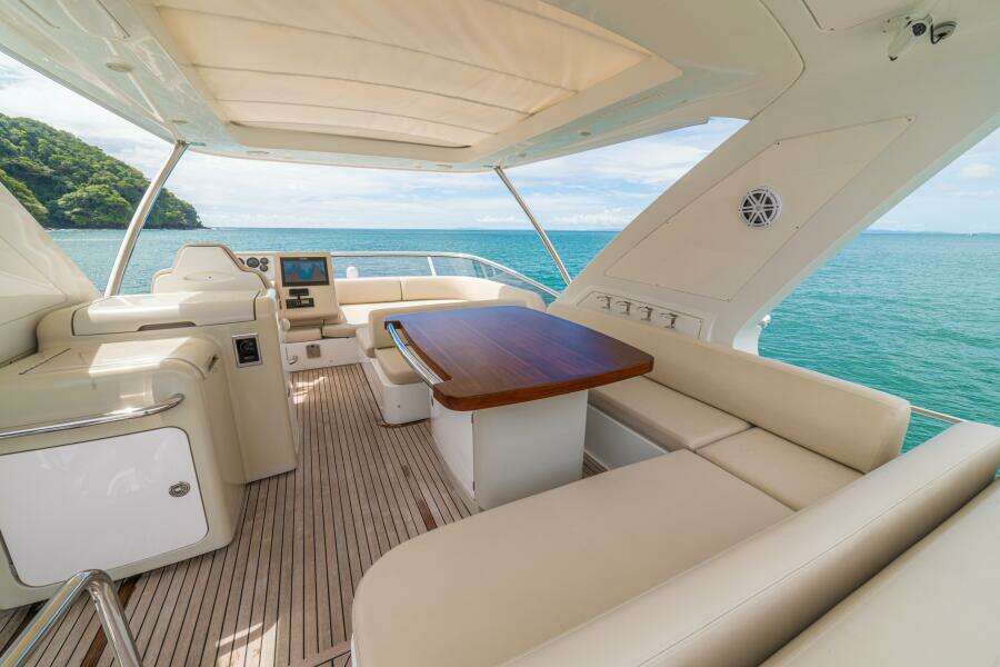 2014 Azimut 64 