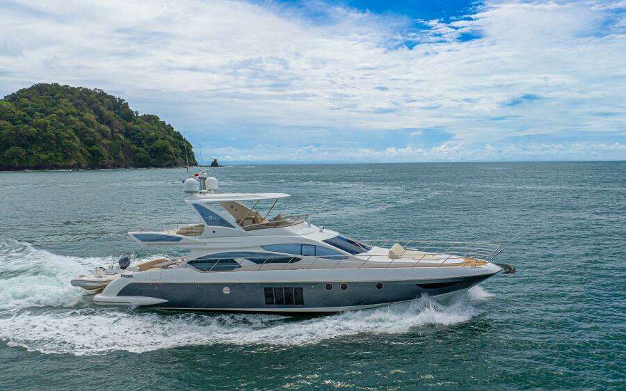 2014 Azimut 64 
