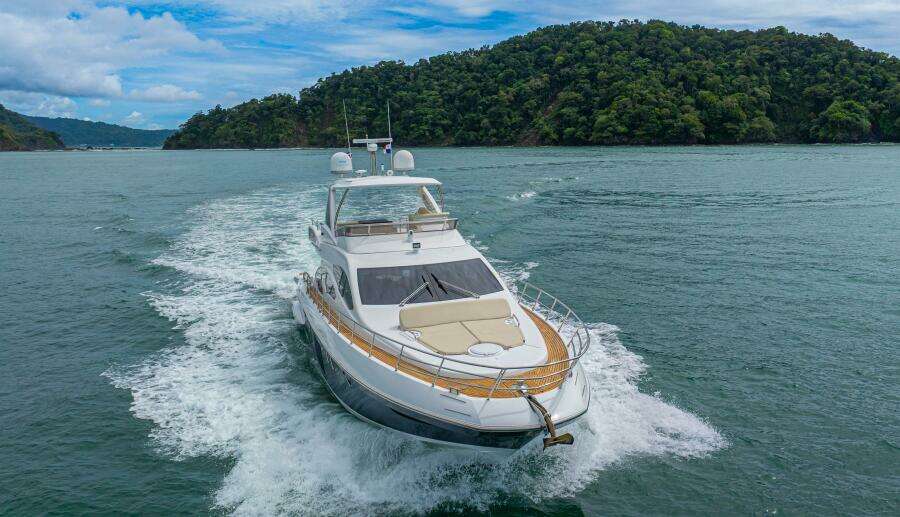 2014 Azimut 64 