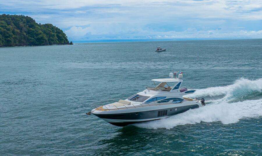 2014 Azimut 64 