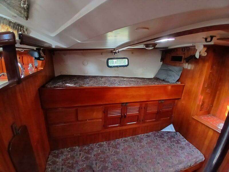 Lady Bella 45ft Hardin Yacht For Sale