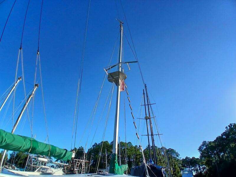 Lady Bella 45ft Hardin Yacht For Sale