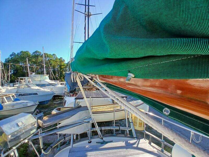 Lady Bella 45ft Hardin Yacht For Sale