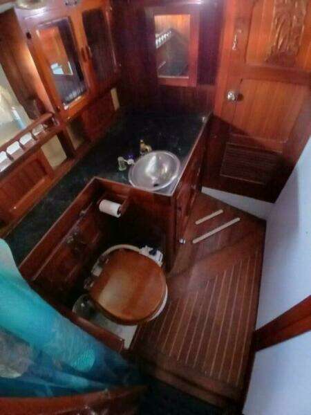 Lady Bella 45ft Hardin Yacht For Sale