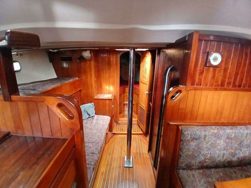 Lady Bella 45ft Hardin Yacht For Sale