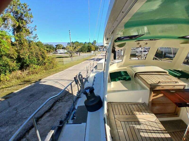 Lady Bella 45ft Hardin Yacht For Sale