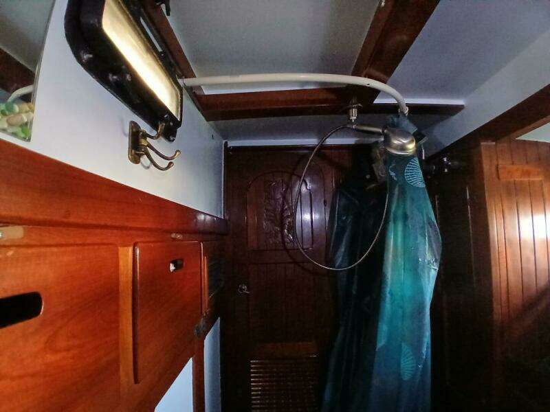 Lady Bella 45ft Hardin Yacht For Sale