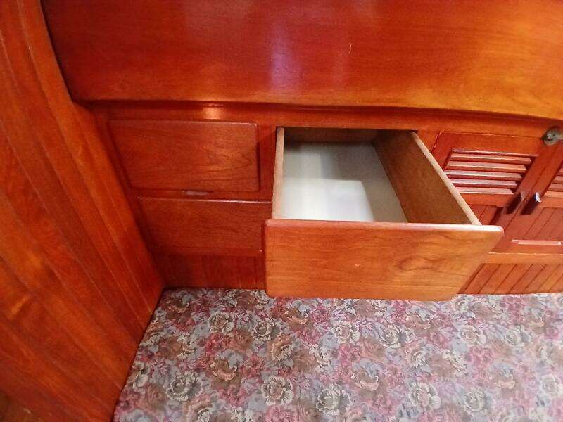 Lady Bella 45ft Hardin Yacht For Sale