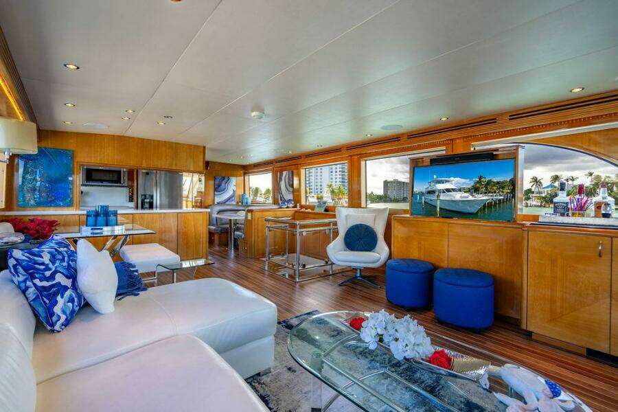 WATER BORN 75ft Hatteras Yacht For Sale