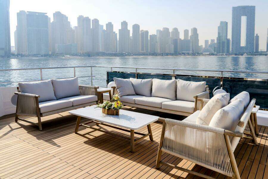 100ft Majesty Yachts Yacht For Sale