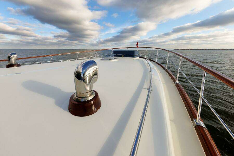 58ft Vicem Yacht For Sale