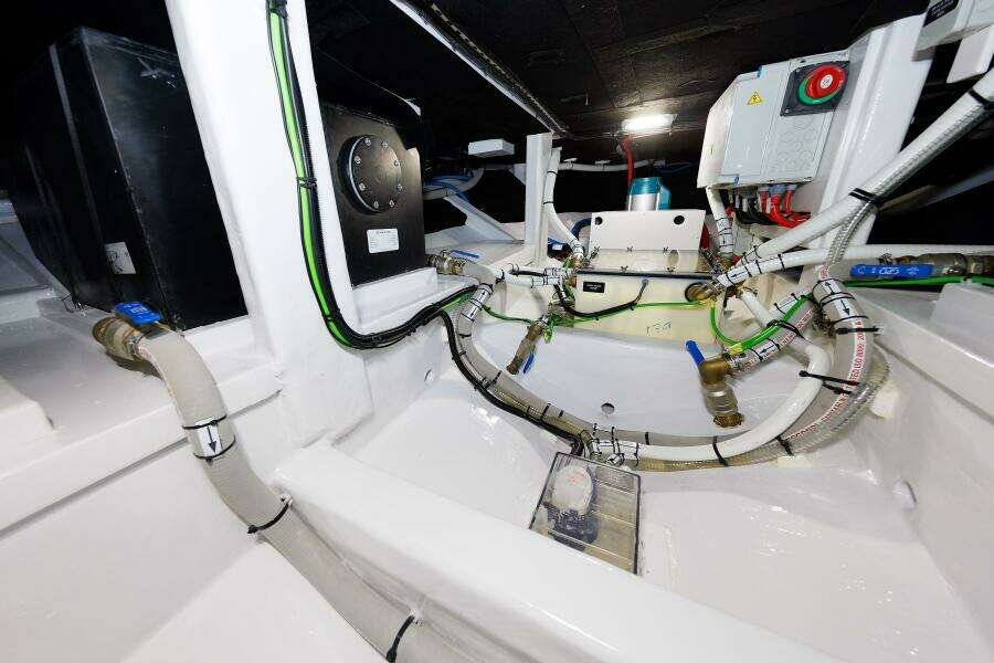 58ft Vicem Yacht For Sale