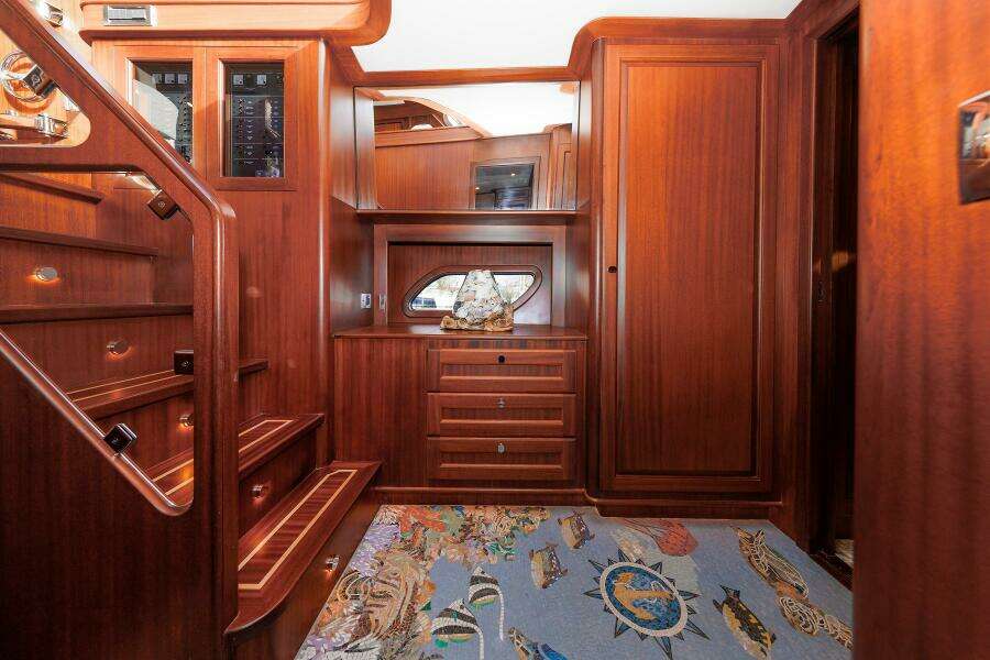 58ft Vicem Yacht For Sale