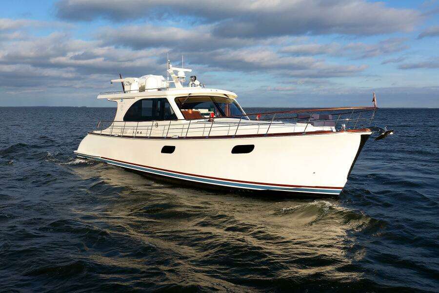 58ft Vicem Yacht For Sale