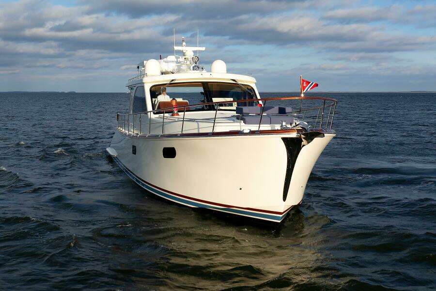 58ft Vicem Yacht For Sale
