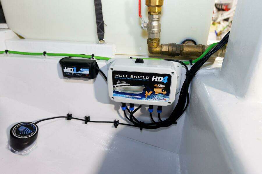 58ft Vicem Yacht For Sale