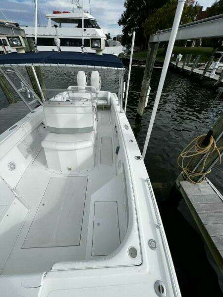 33ft Avanti Yacht For Sale