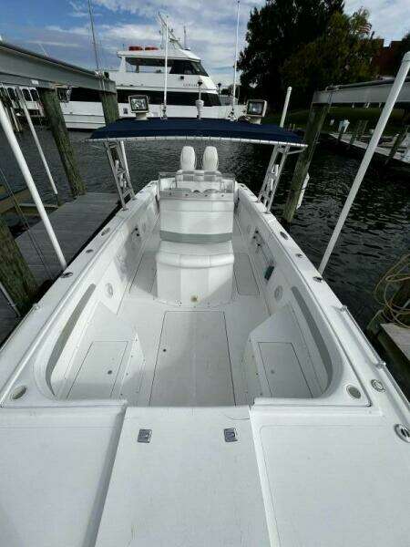 33ft Avanti Yacht For Sale