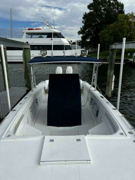 33ft Avanti Yacht For Sale