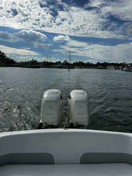 33ft Avanti Yacht For Sale