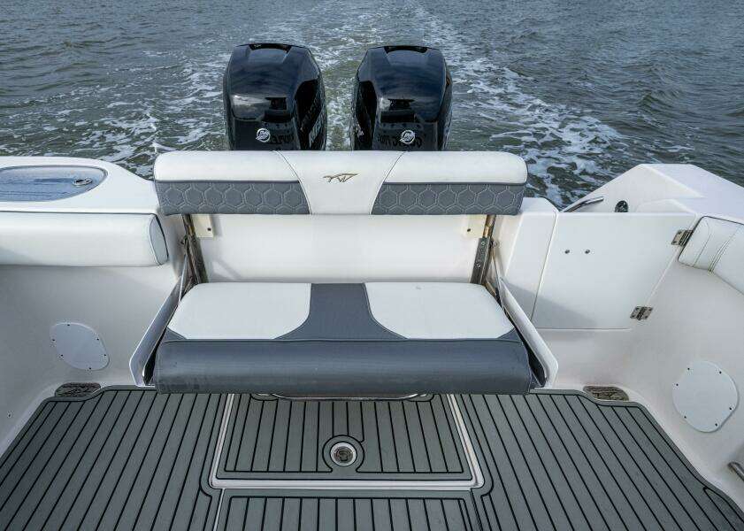 Going Propless 32ft Tidewater Yacht For Sale