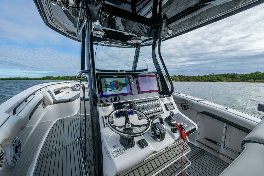 Going Propless 32ft Tidewater Yacht For Sale