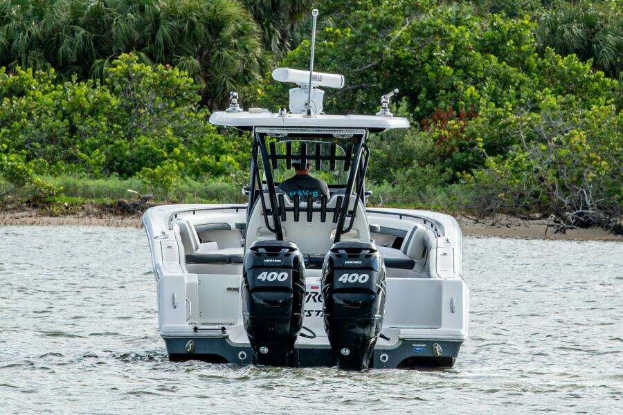 Going Propless 32ft Tidewater Yacht For Sale