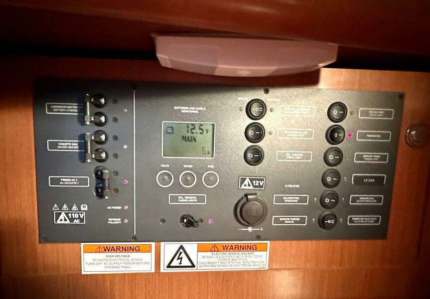 37ft Beneteau Yacht For Sale