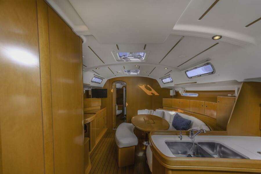 Sabbatical 44ft Beneteau Yacht For Sale