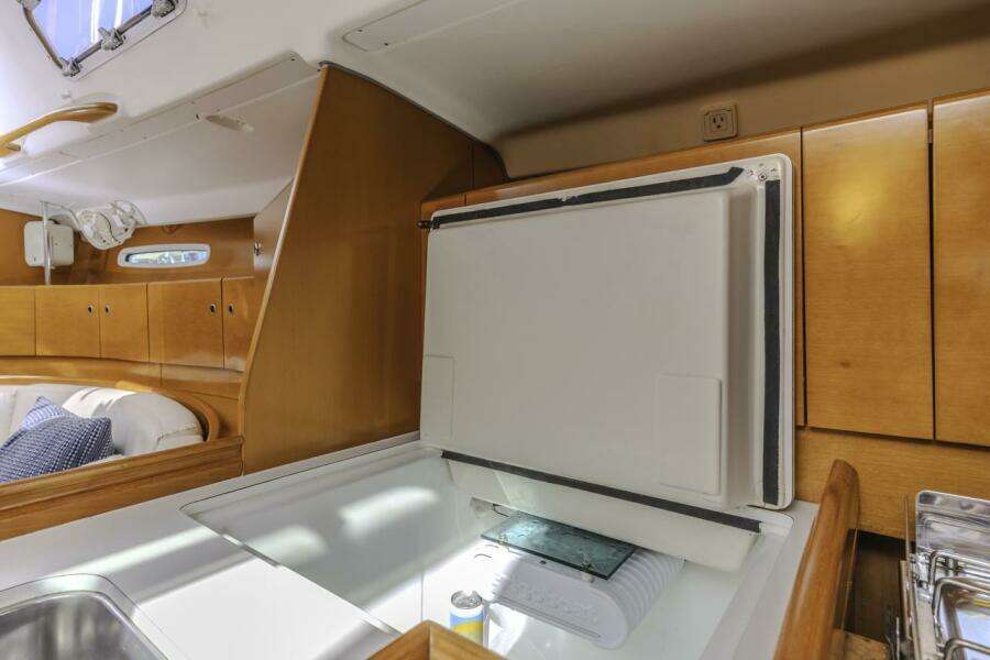 Sabbatical 44ft Beneteau Yacht For Sale