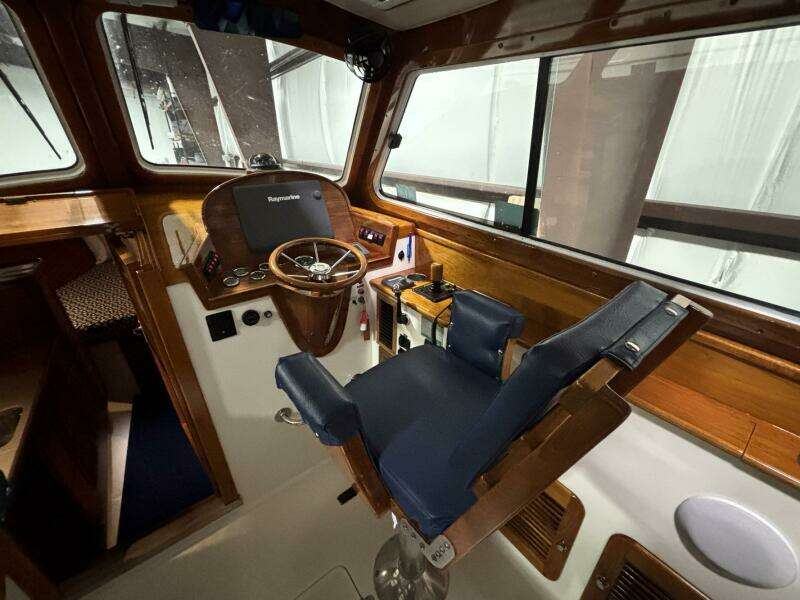 MANITOU 36ft Hinckley Yacht For Sale