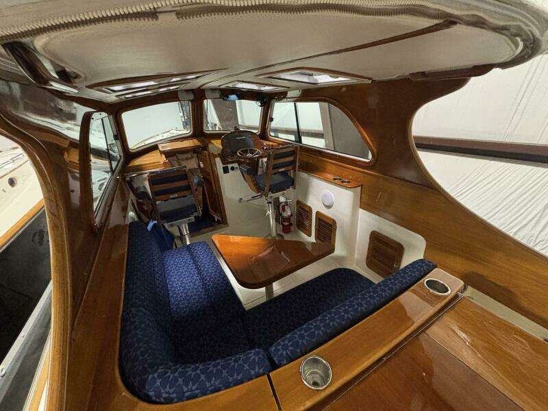 MANITOU 36ft Hinckley Yacht For Sale