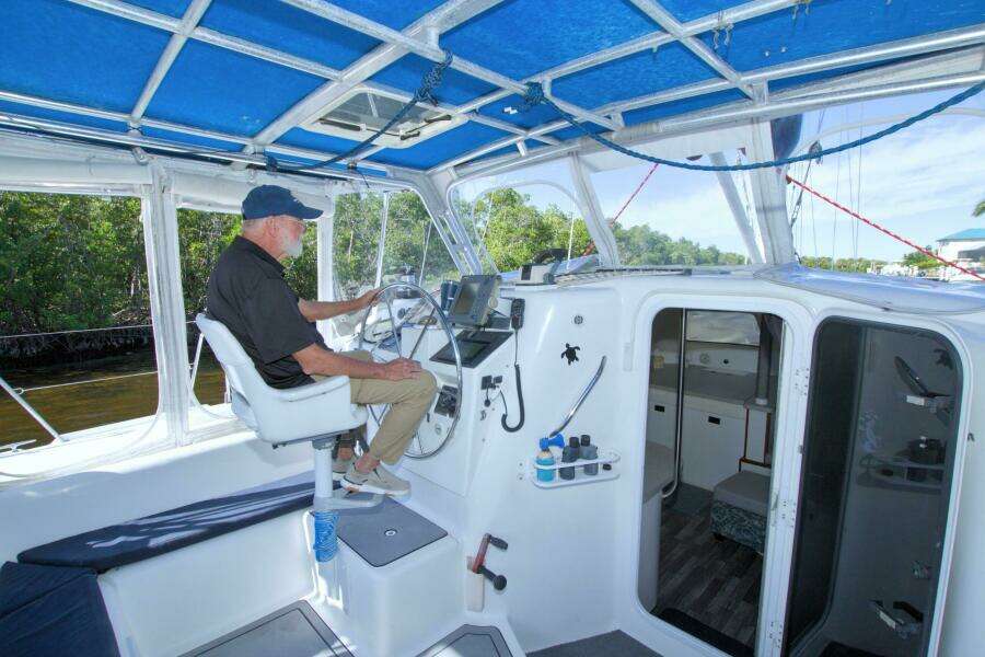 Scout 40ft Manta Yacht For Sale