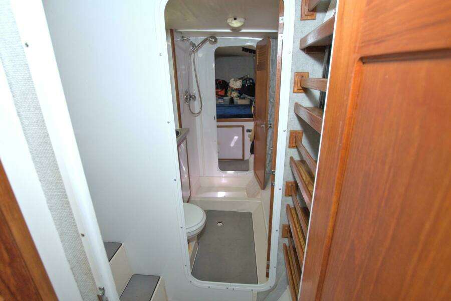 Scout 40ft Manta Yacht For Sale